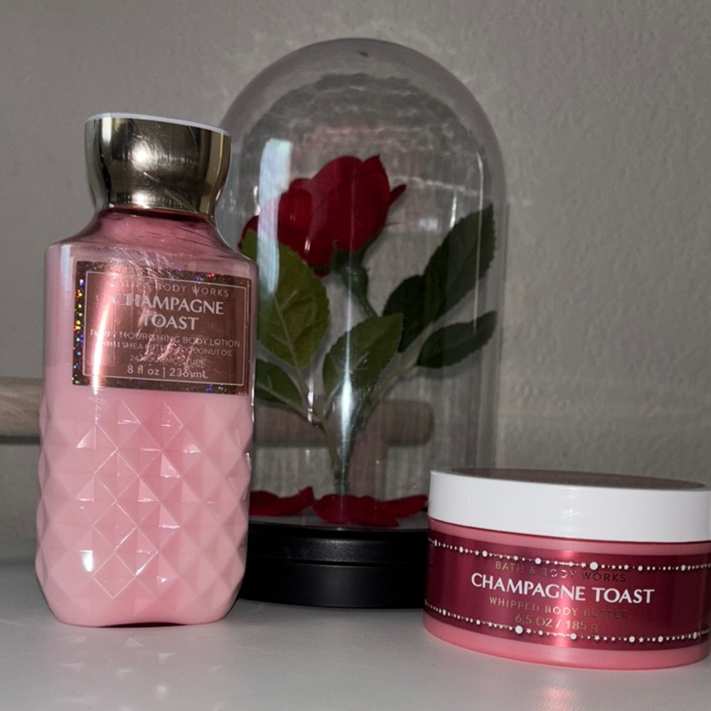 Bath & Body Works Champagne Toast Set - Pink and Red